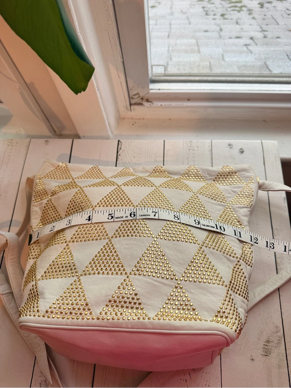 Sharif | Vintage White Crossbody with Gold Triangle Studs